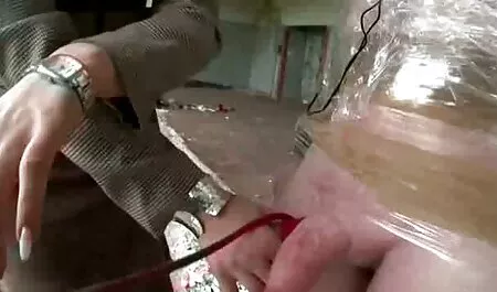 Kinky videos caiu na net sexo morena pés em pé