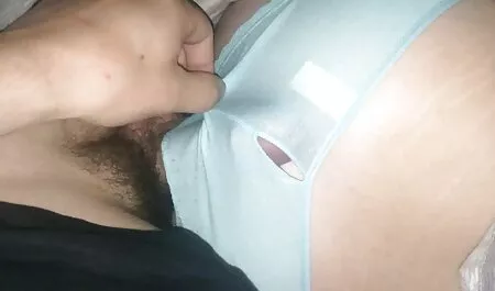 Sodomia Asianed Asiático em uma porra sexo amador gratuito de ônibus