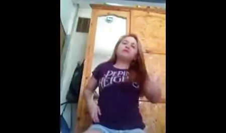 Ruivo adolescente coloring barely recebe casada na suruba amadora porra