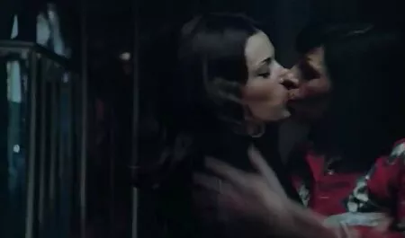 Bem, com dotado gay amador um aspecto melhor.