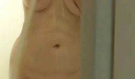 Ela gosta pirno cariica de comer um pau