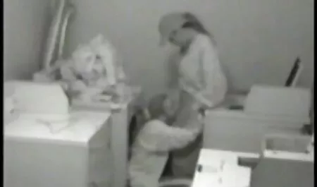 Mãe Russa criou seu vídeo amadores filho