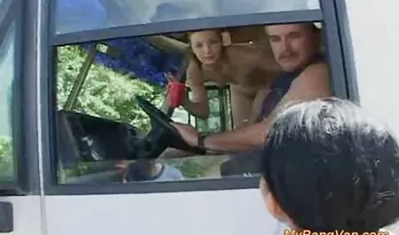 Gosto de estar ocupado com a amadoras lesbicas minha irmã mais velha.