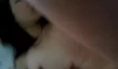 A morena arranjou um se Theet Sho n No video sexo caiu na net ar de Nador