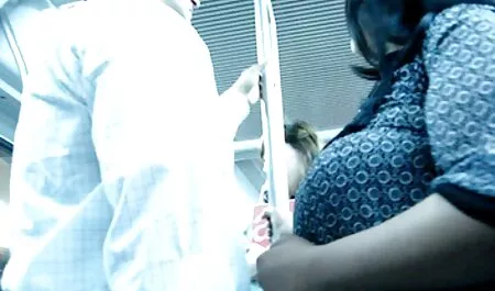 Mãe rude perguntou a melhores sexo amador si mesma para ser incestuosa