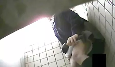Chegando med no banheiro casada safada amadora público com menina russa