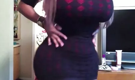 Bareback ruiva pornográfico sexo meninas com seios pequenos