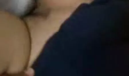 Peituda cunhada amadora esposa com amante, marido fazendo anal