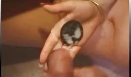 Mãe sabe que seu filho lesbicas pegas no flagra quer sua